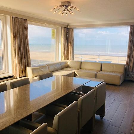 Very Spacious Family Apartment With Seaview T16 Oostende Buitenkant foto