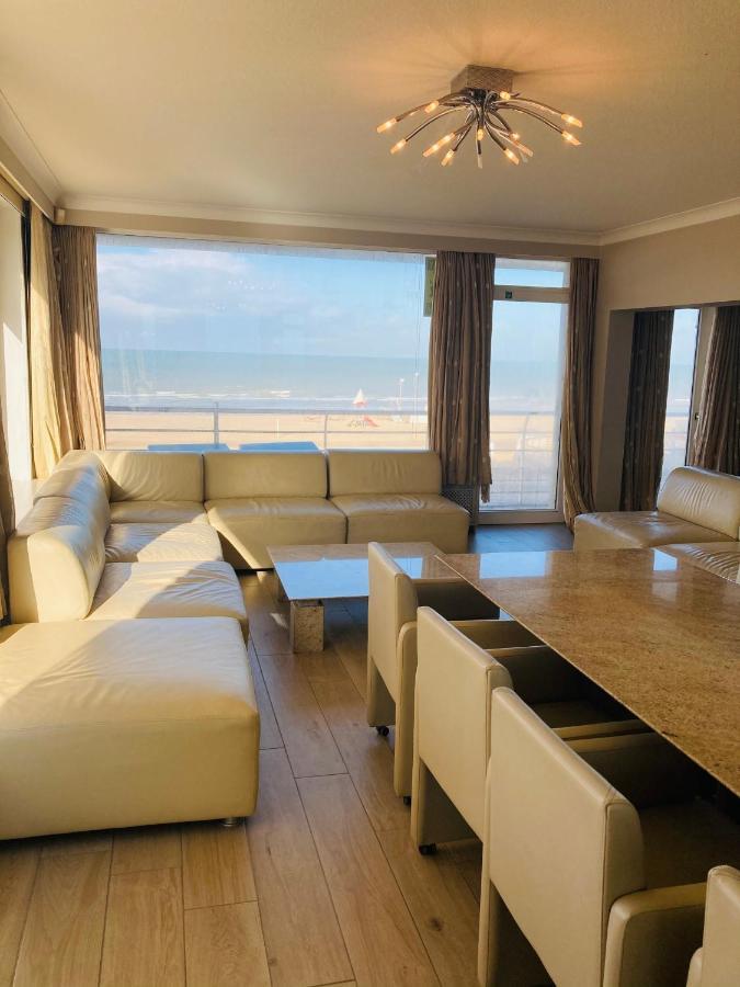 Very Spacious Family Apartment With Seaview T16 Oostende Buitenkant foto