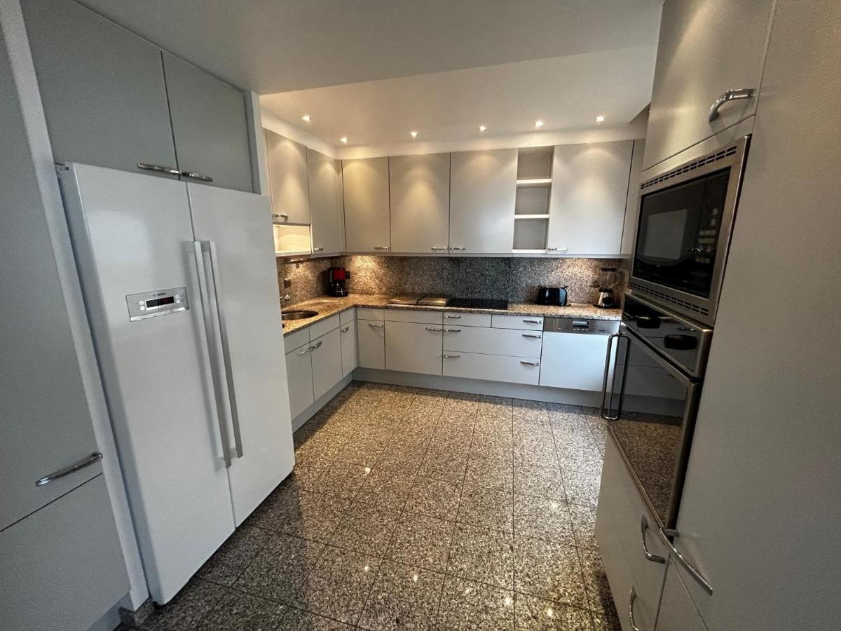 Very Spacious Family Apartment With Seaview T16 Oostende Buitenkant foto